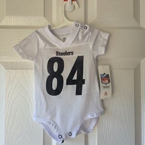 NFL Steelers Baby Bodysuit NWT 3/6M #84 Jersey White and Black Football